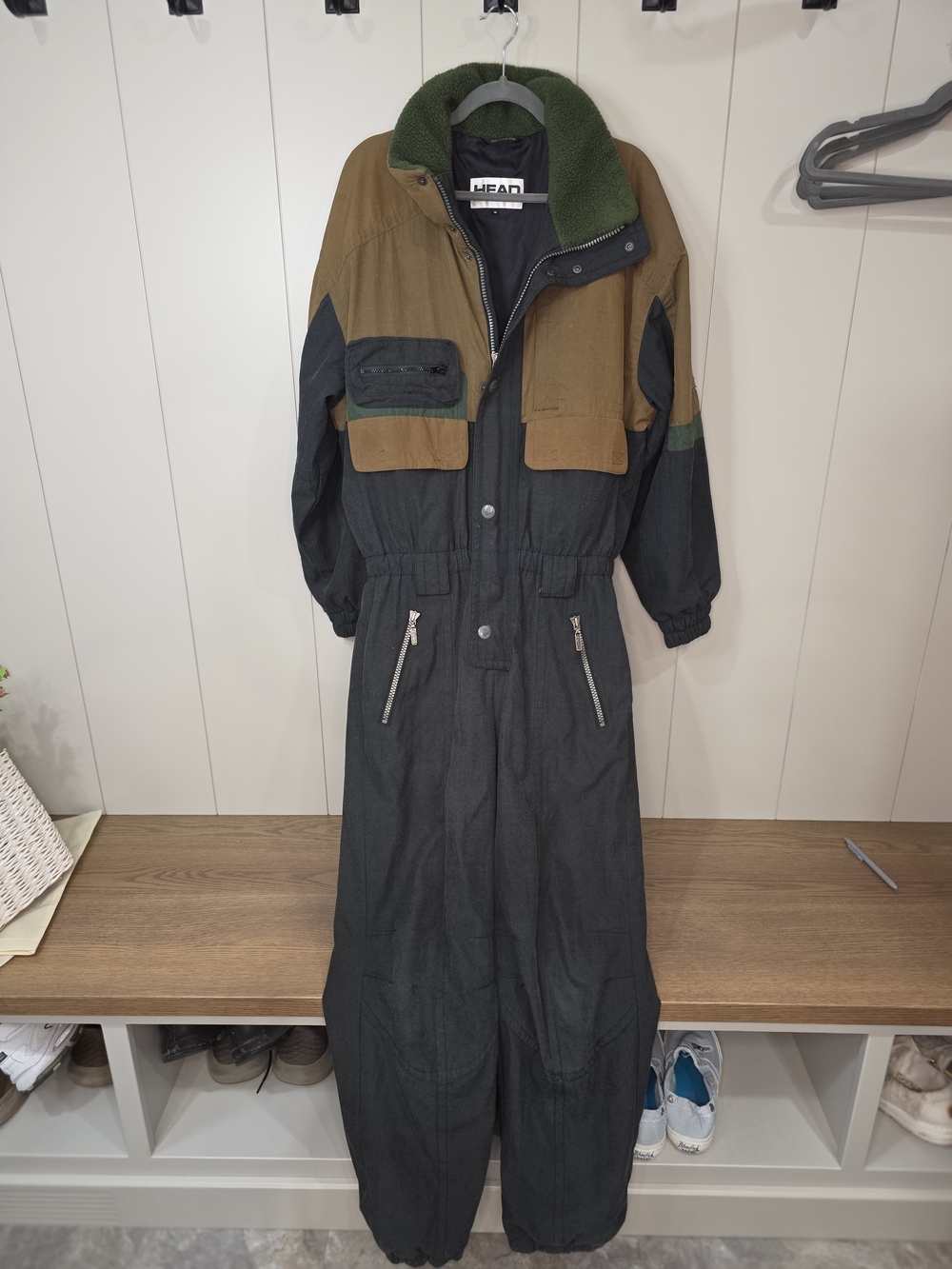 HEAD One-Piece Ski Jumpsuit in Charcoal, Olive & Brown Gorpcore Vintage Men Med